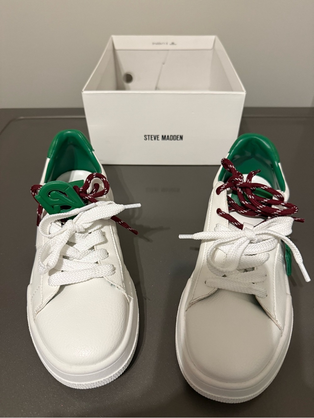 Steve Madden Women’s White Sneakers with Green Heel and Burgundy Laces - size 9